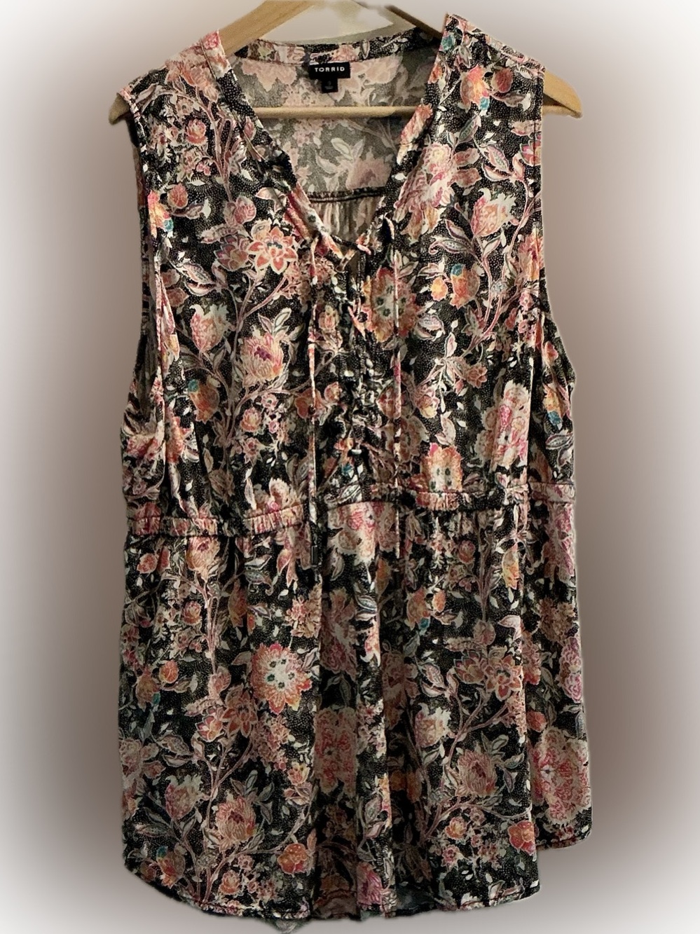 Torrid Floral Lace Up Sleeveless Tunic Top with Pockets Size 3 (3X) Cottagecore